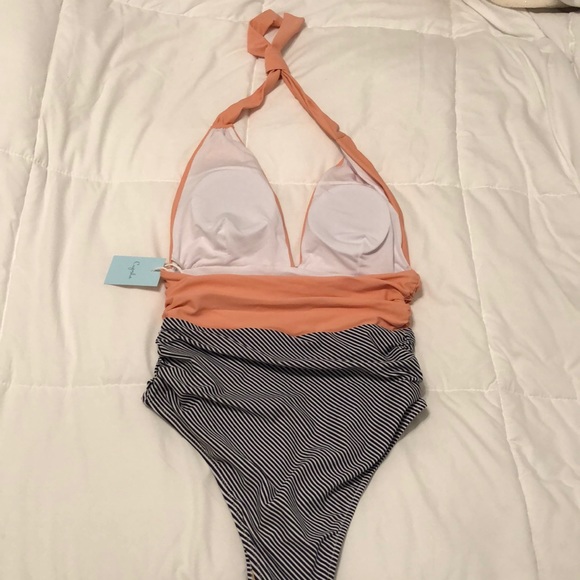 Tags Still On - Cupshe Swimsuit - Picture 3 of 3